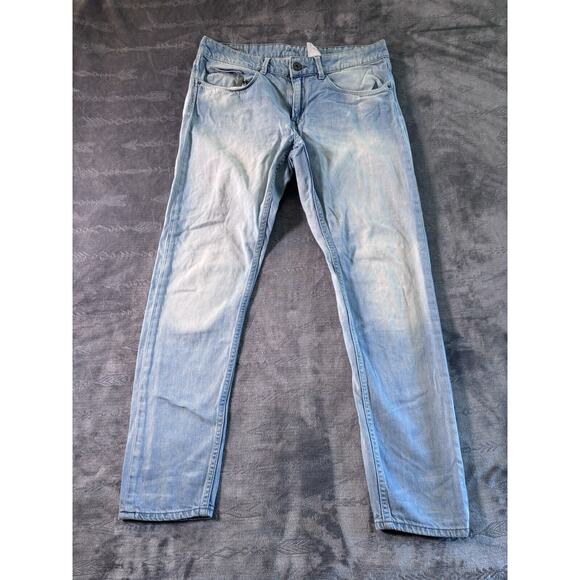 Women’s H&M Boyfriend Low Waist Tapered Leg Size 28/32 Light Wash Denim Jeans - Picture 1 of 10